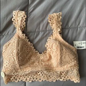 Tan lace bralette never worn